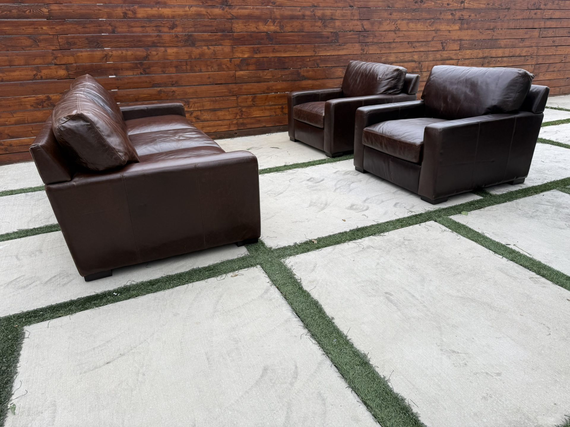 Cognac Leather Sofa And Armchairs Set