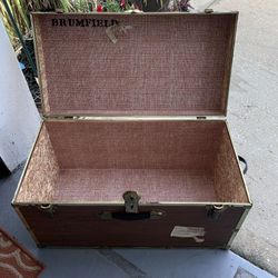 Vintage Seward Trunk Travel Storage Coffee Table