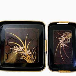 Vintage Made In Japan Toyo Lacquer Ware Nesting Tray Set of 2