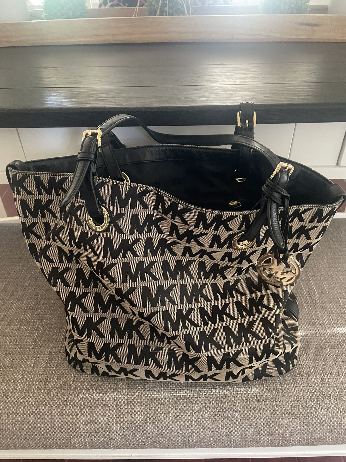 Michael Kors Bag