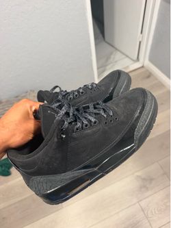 Black cat 3s