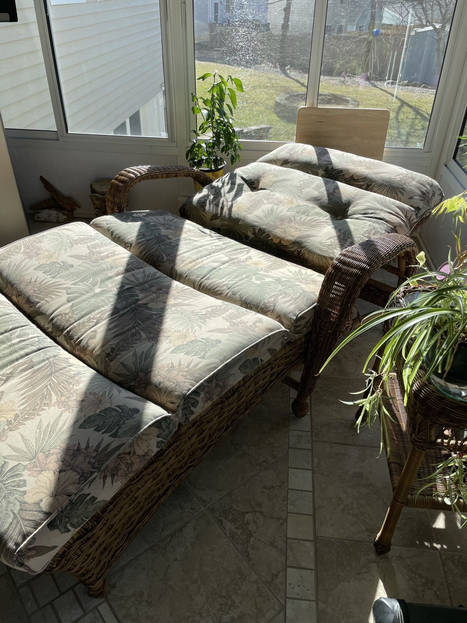 Indoor outdoor chase lounge