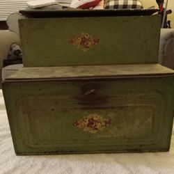 Antique Green Metal Breadbox