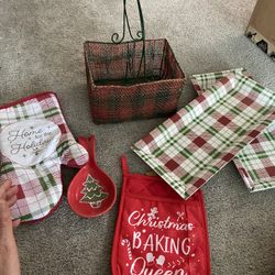 Christmas Kitchen Items
