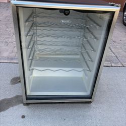 Wine/Mini Refrigerator 