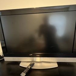 Vizio Gallevia 42” LCD 1080P