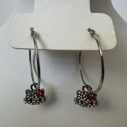 New Vintage Hello Kitty Silvertone Hoop earrings with Rhinestones