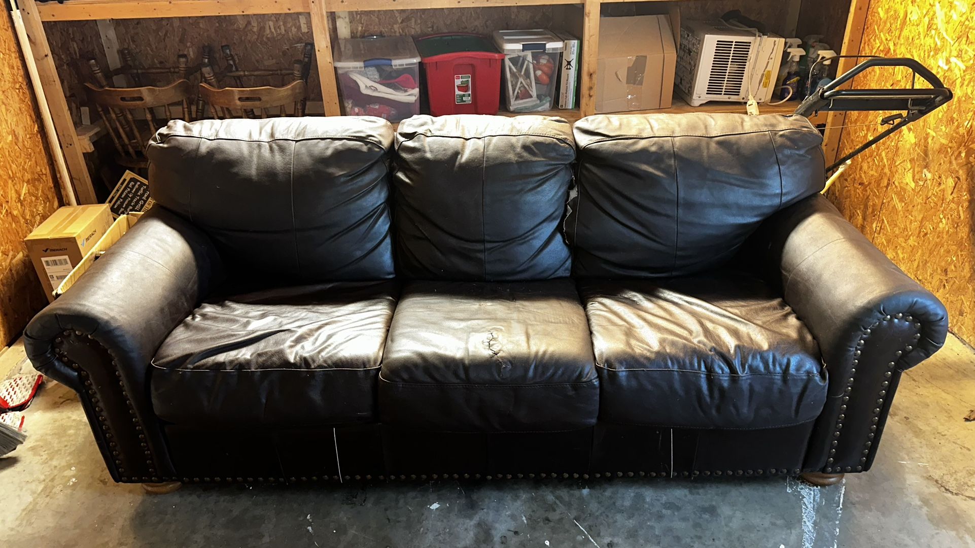 Queen Size Pullout Couch