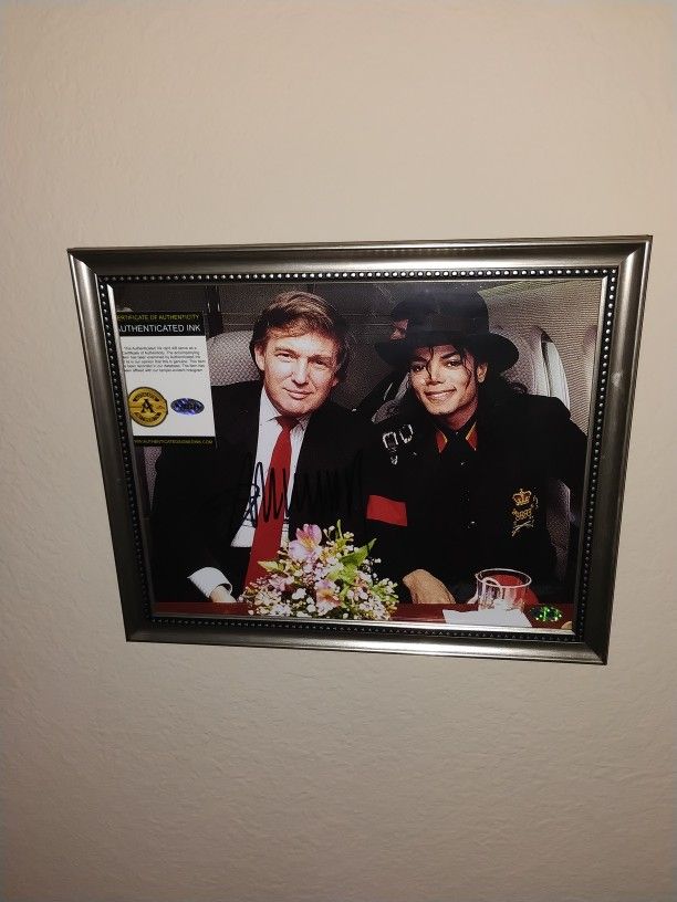 DONALD TRUMP AUTOGRAPH with Michael Jackson 