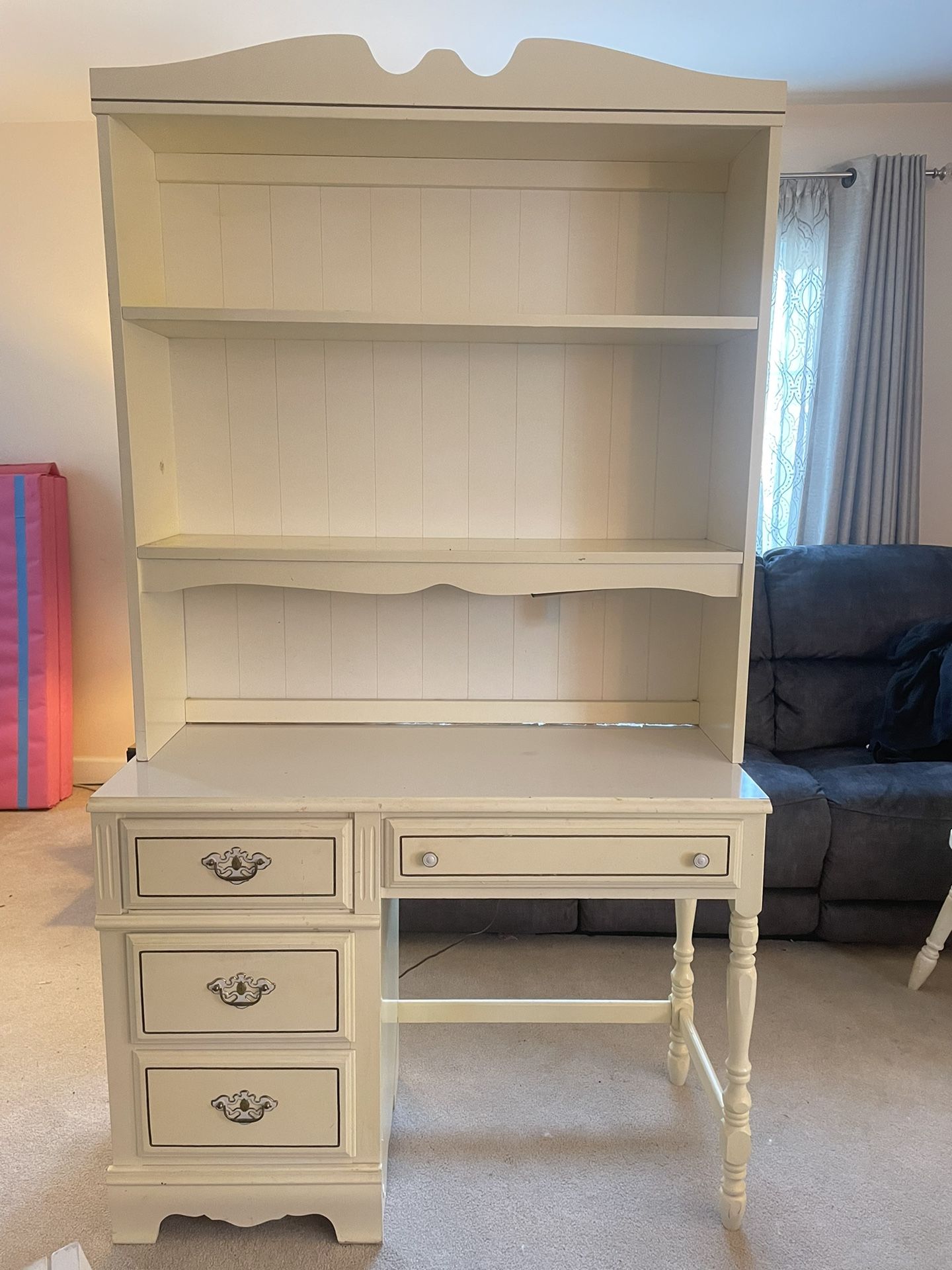 White Desk With Hutch, Light And Chair