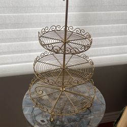 ✨Three Tier Tray✨