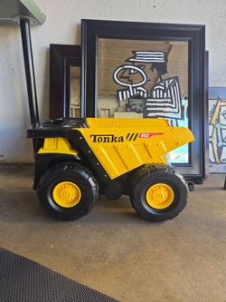 Tonka Steel Classics Mighty Dump Truck (Model 952)