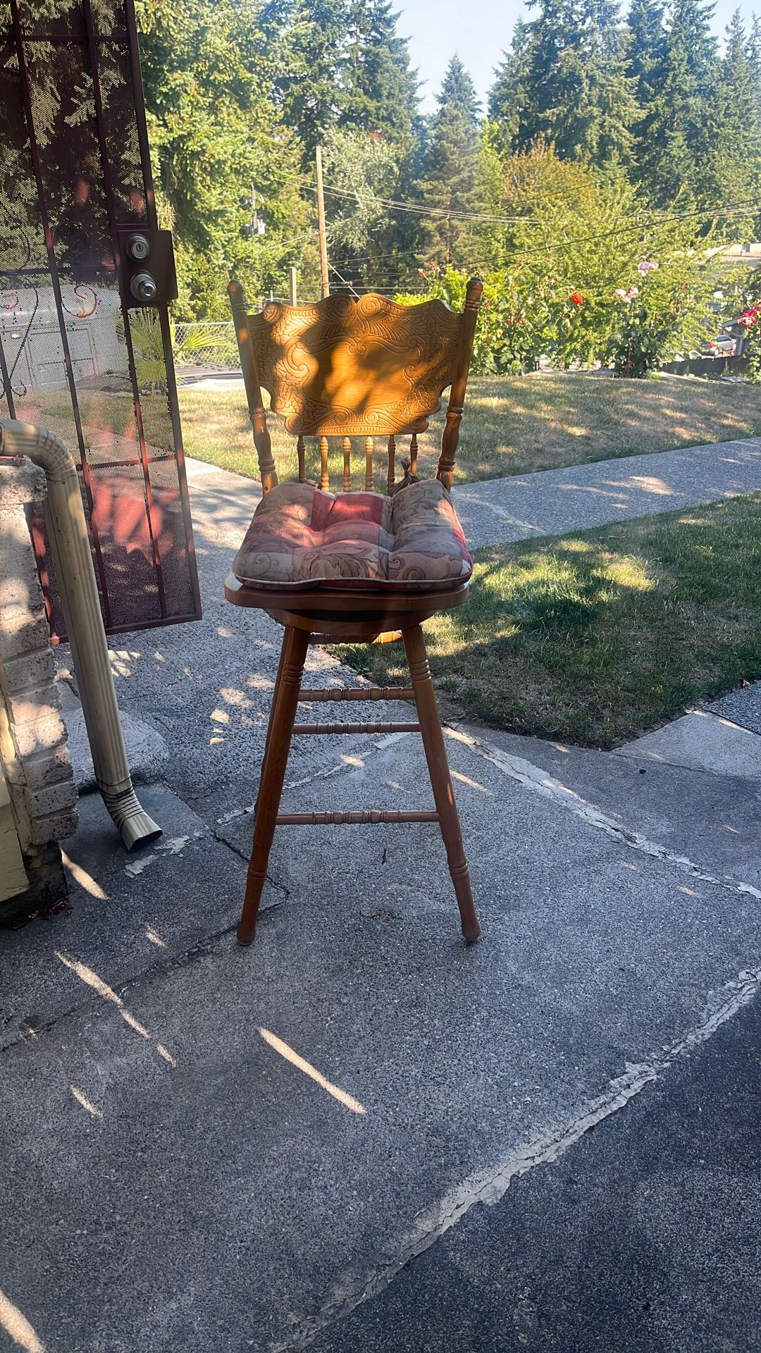 High chair stools