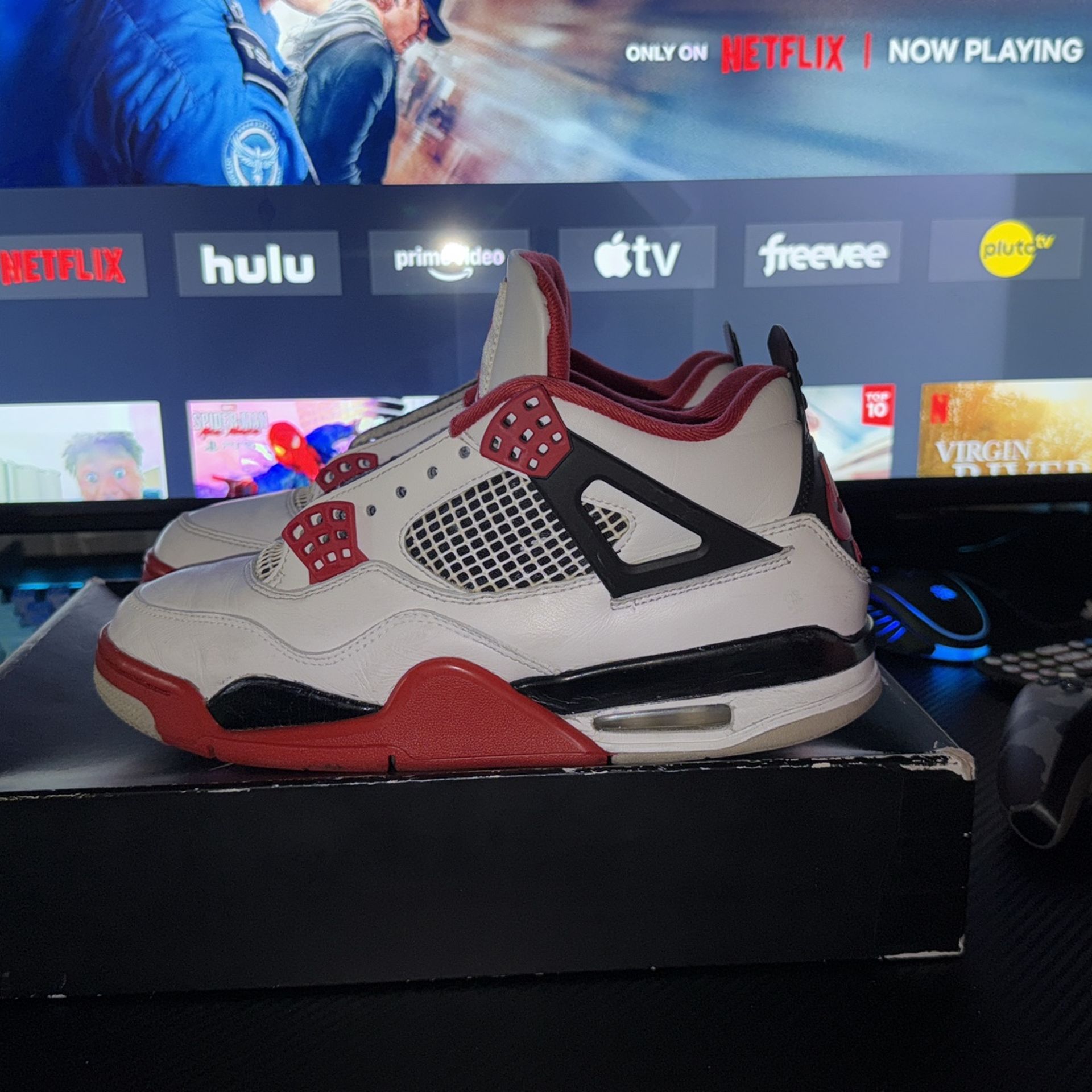 Jordan 4