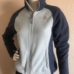 The North Face Women's Blue and Gray Jacket size XS fit S too