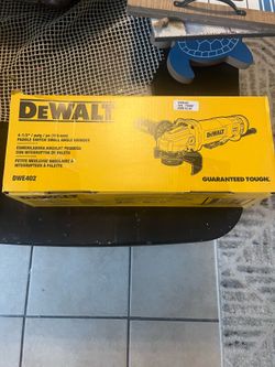 DeWalt DWE402 4-1/2 inch paddle switch small angle grinder