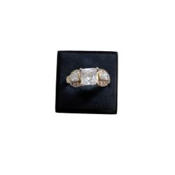 Size 9 Vintage Tarnished Gold Toned Bling Ring