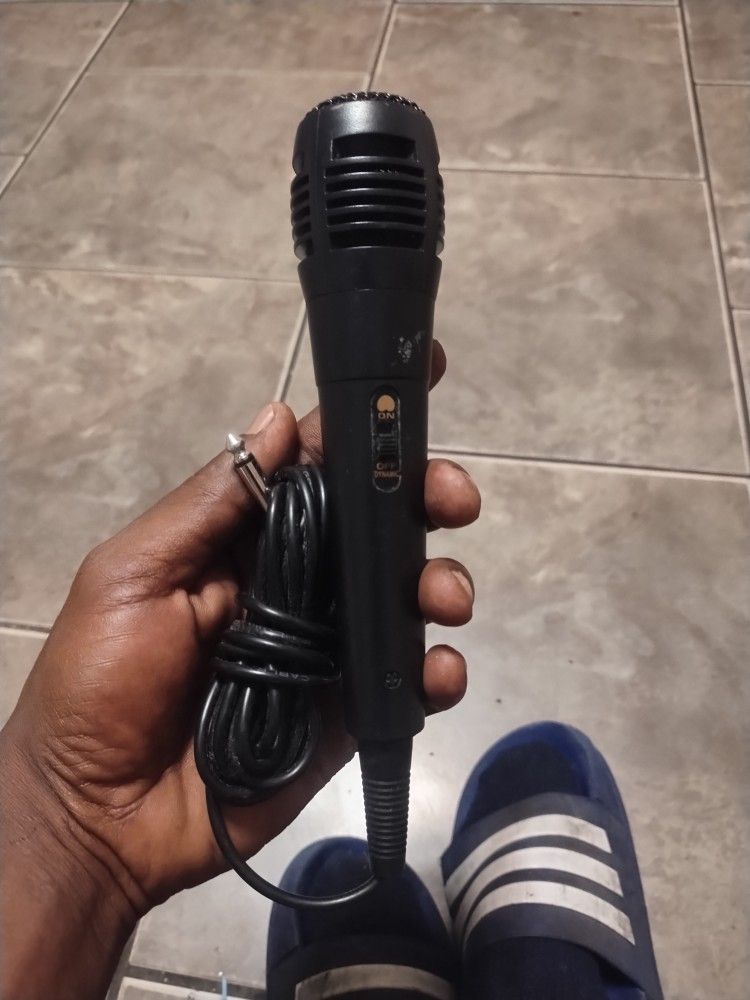 Microphone $10