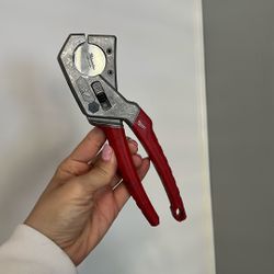 Milwaukee 9 Inch Tubbing Cutter 