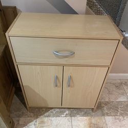 Cabinet.