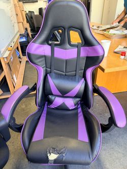 Multiple office chairs, one of which very comfortable gaming chair with small Teer in the middle. Make offer located at my Brentwood office. I am here