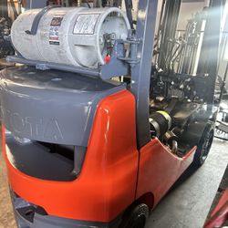 Toyota Forklift 