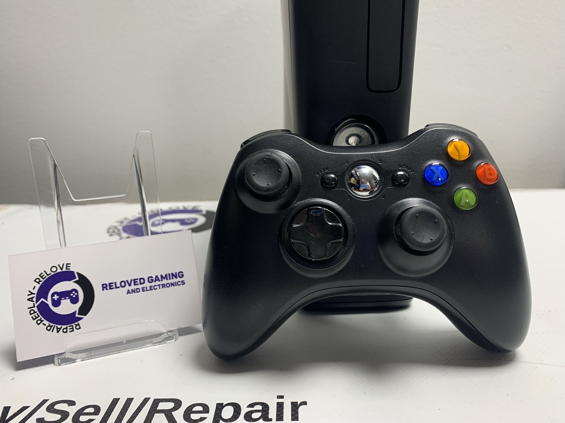Xbox 360 Slim! Excellent Condition With Controller And Cords