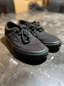 Vans Low-Top Canvas Sneakers All Black