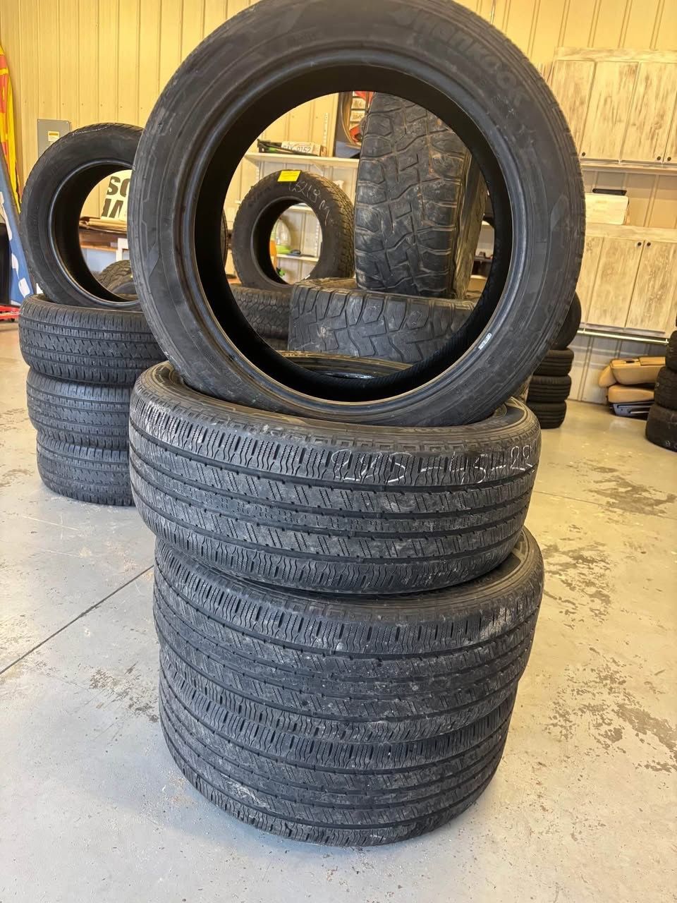 285/45/22 Hankook Used Tires