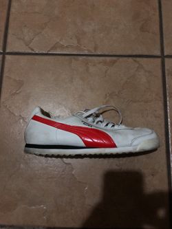 Size 9 puma shoes