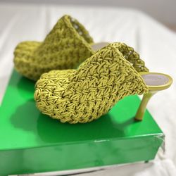 Bottega Veneta Mules in shiny crochet Nappa leather/5.5