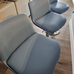 3 Adjustable Bar Stools