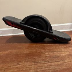 Onewheel Pint X W/ Magnetic Fender And Bag 