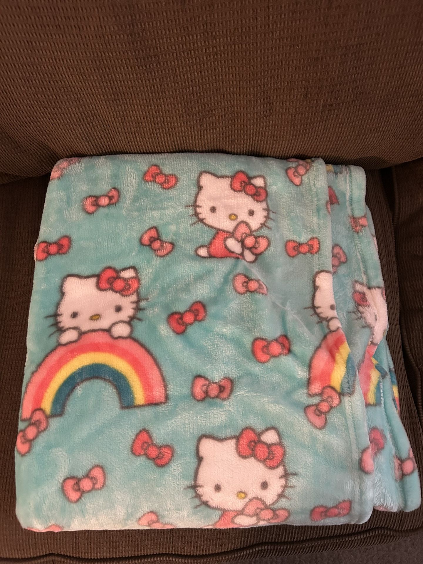 Hello Kitty Twin Size Blanket