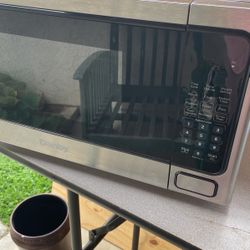 Countertop Microwave 