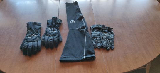 MOTORCYCLE PONYTAIL HAIR NET & 2 PAIRS OF GLOVES