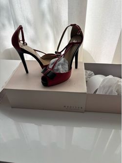 Women’s heels size 8.5
