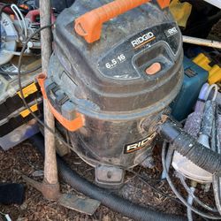 Ridgid Vacuum 16gal