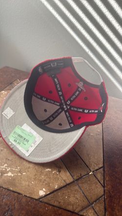 Red Chicago Bulls snap back