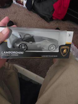 MINISO Officially Licensed 1:43 Lamborghini huracan spyder