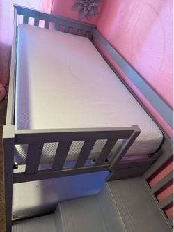 Kids bunk bed