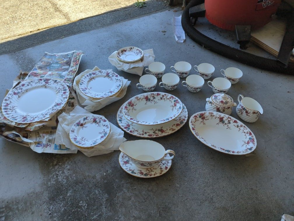 Minton Ancestral Bone China Set