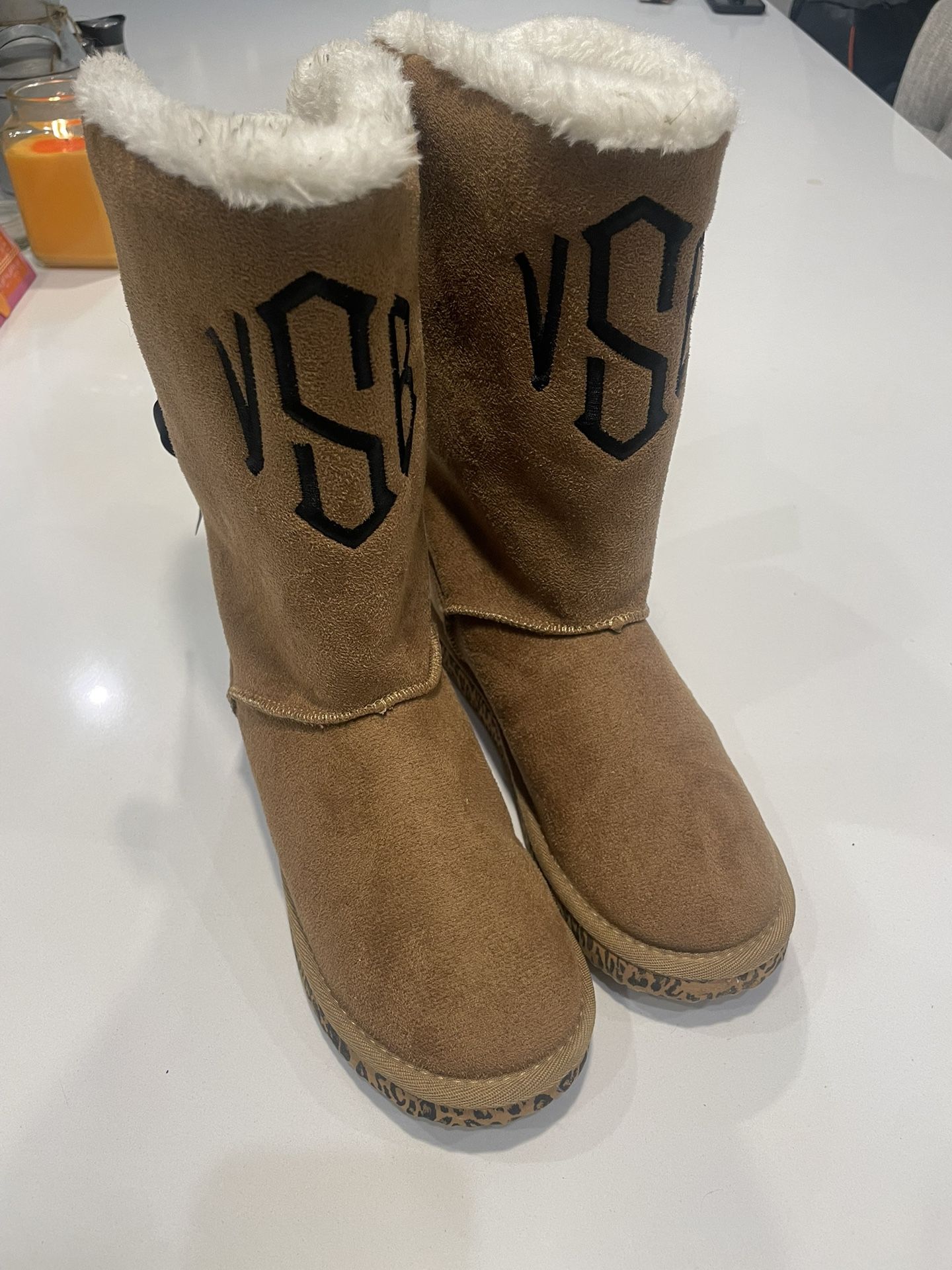 Marley Lilly Girls Sherpa Lined Brown Winter Boot, Size 6