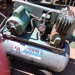 Air Compressor 