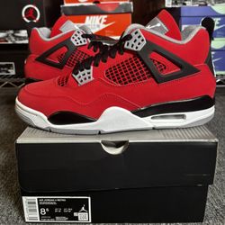 Air Jordan 4 Toro Bravo Size 8.5