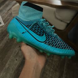 Nike Magista Elite Size 6.5 Men’s