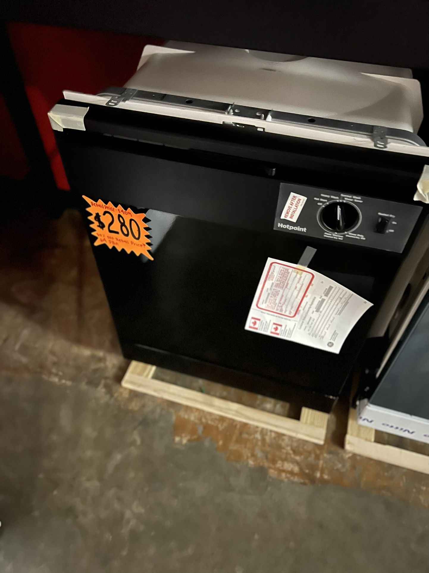 New Black Hotpoint Dishwasher 24” Wide