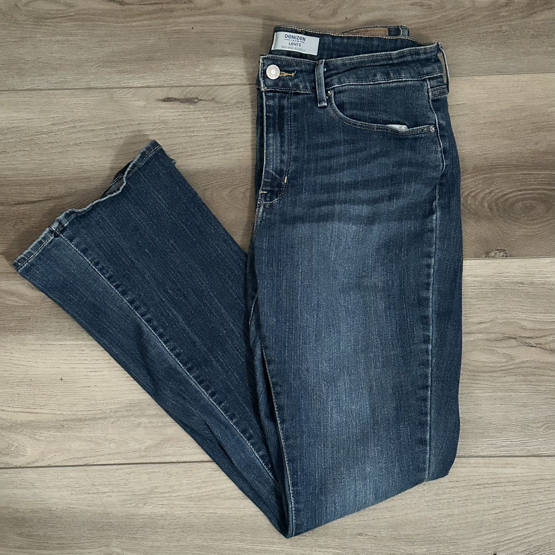 Levi’s Denizen Medium Wash Boot Cut Jeans
