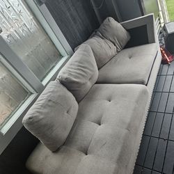 Sepcional Sofa