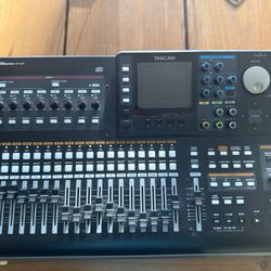 Digital Recording Studio (Tascam)